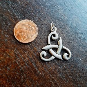 Celtic "Trinity" Pendant 925 Sterling Silver